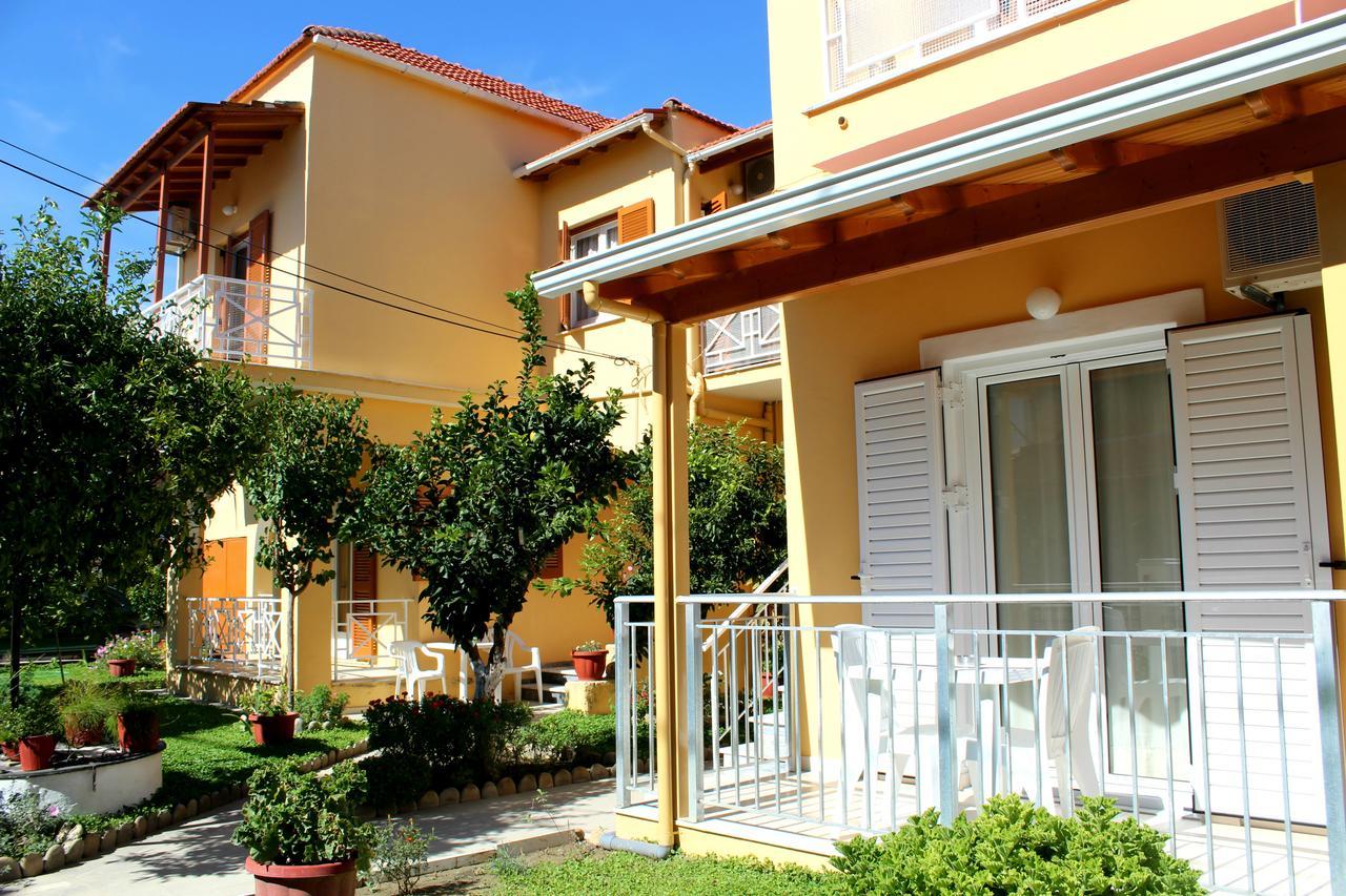 קאבוס Rantos Apartments מראה חיצוני תמונה