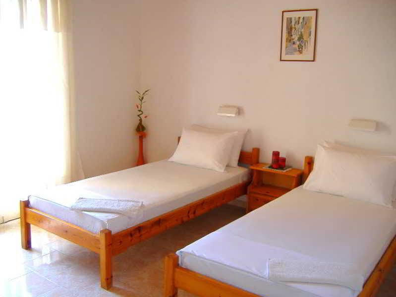 קאבוס Rantos Apartments מראה חיצוני תמונה
