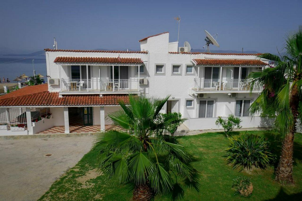 קאבוס Rantos Apartments מראה חיצוני תמונה