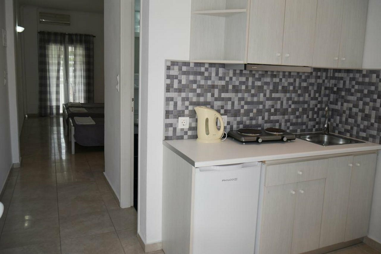קאבוס Rantos Apartments מראה חיצוני תמונה